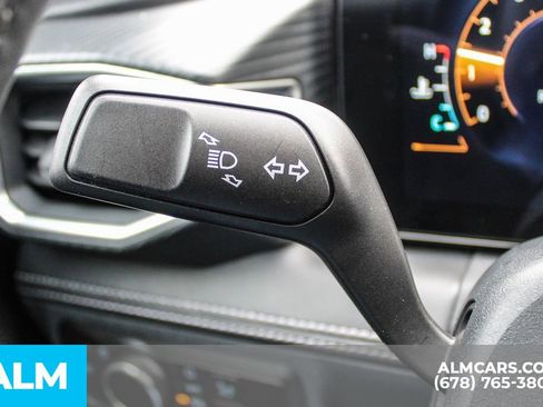 Used 2025 Ford Mustang Premium RWD image 27