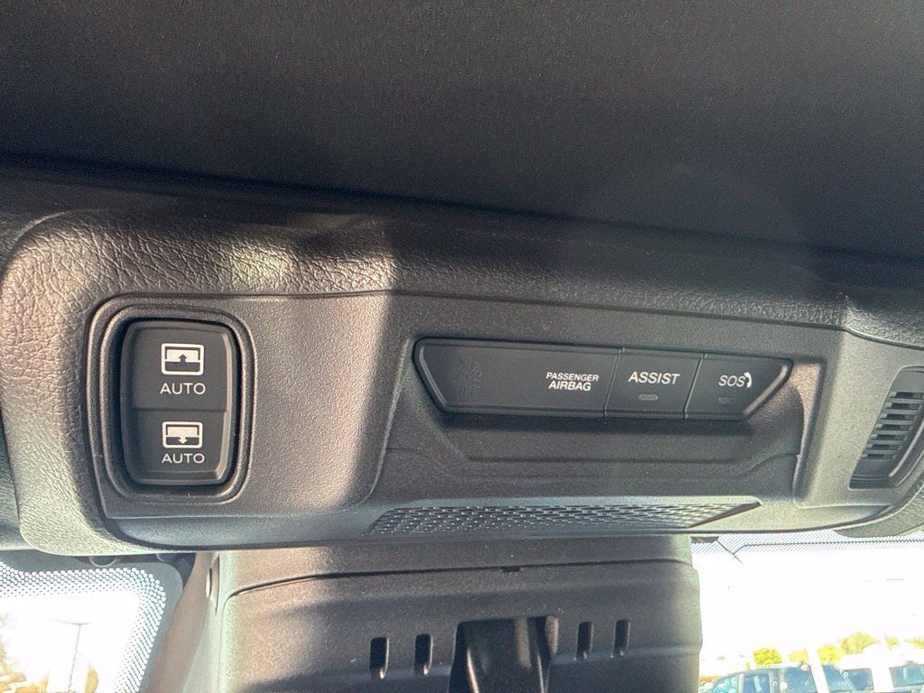 Certified 2025 Jeep Wrangler Unlimited Rubicon 4xe w/ Convenience Group AWD/4WD image 27