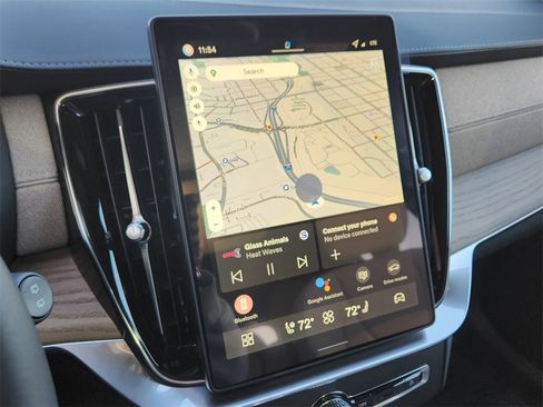 New 2026 Volvo XC90 T8 Plus image 7