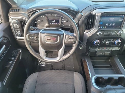 Used 2022 GMC Sierra 1500 Elevation w/ LPO, Elevation Black Package image 4