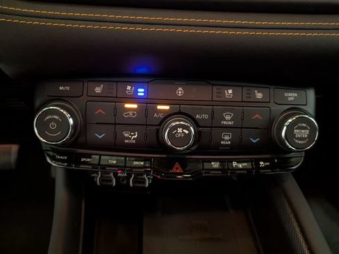 Used 2023 Dodge Durango R/T AWD/4WD image 24