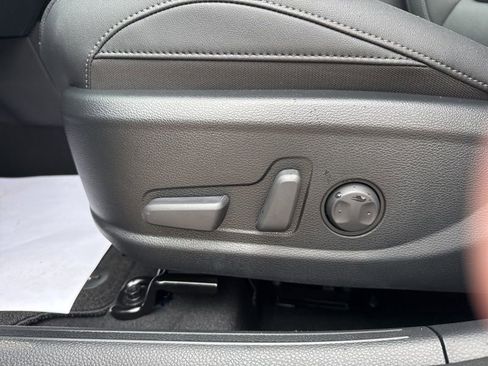 New 2026 Kia Seltos SX w/ SX Sunroof Package image 23