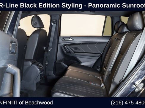 Used 2022 Volkswagen Tiguan SE R-Line image 27