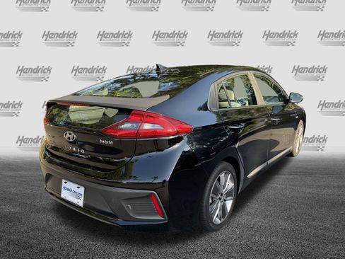 Used 2017 Hyundai Ioniq Limited FWD image 9