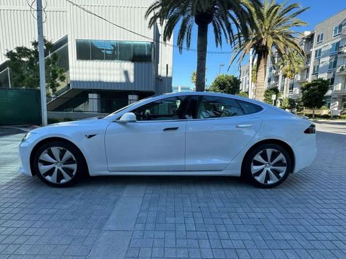 Used 2020 Tesla Model S Long Range Plus AWD/4WD image 7