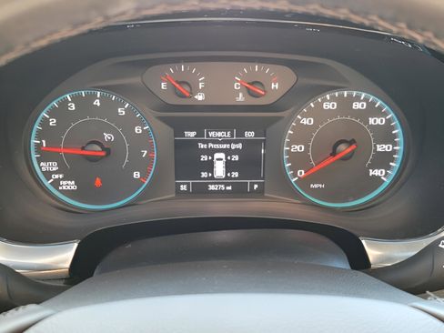 Certified 2023 Chevrolet Traverse LT image 24