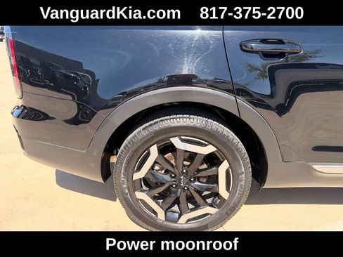 Used 2023 Kia Telluride EX w/ EX Captain's Chair Package image 10