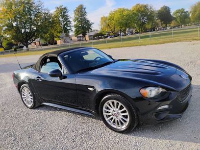 Used 2017 FIAT 124 Spider Classica
