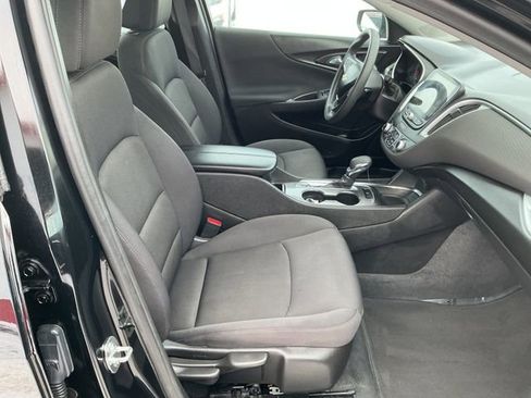 Used 2023 Chevrolet Malibu LT image 22