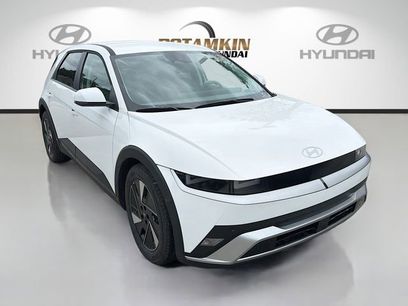 New 2026 Hyundai Ioniq 5 SE