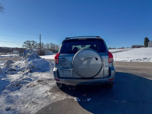 Used 2008 Toyota RAV4 Limited image 4