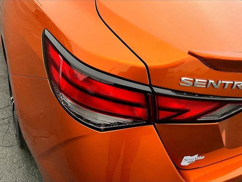 Used 2023 Nissan Sentra SR w/ SR Premium Package image 31