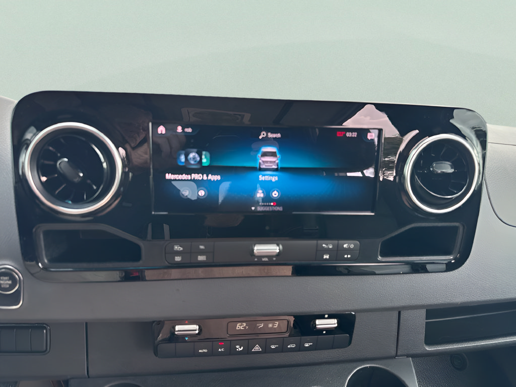 Used 2020 Mercedes-Benz Sprinter 2500 image 35