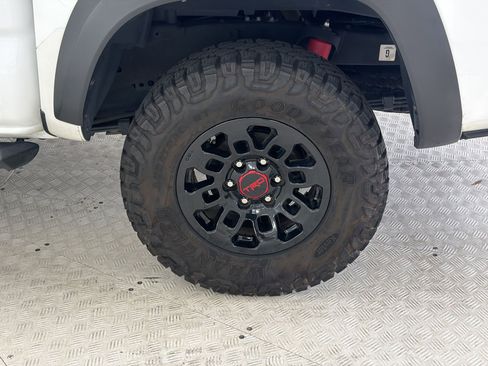 Used 2019 Toyota Tacoma TRD Pro w/ Desert Air Intake Package AWD/4WD image 10
