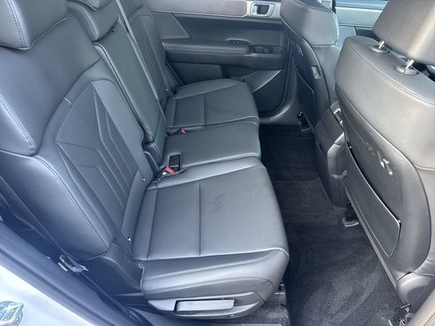 Used 2026 Hyundai Santa Fe SEL FWD image 15