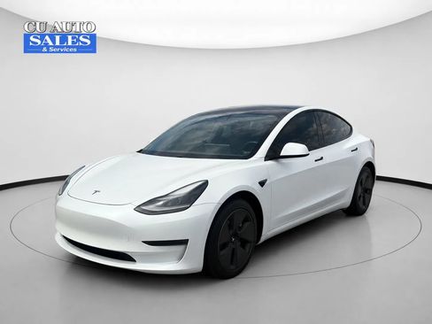 Used 2021 Tesla Model 3 Standard Range Plus RWD image 3