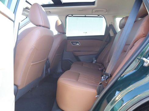 New 2026 Nissan Rogue Platinum AWD/4WD image 21