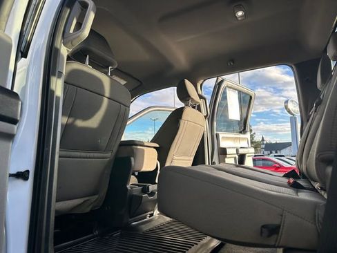 Used 2022 Ford F350 XLT w/ FX4 Off-Road Package image 12