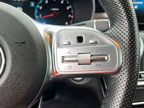 Used 2020 Mercedes-Benz GLC 300 4MATIC Coupe image 13