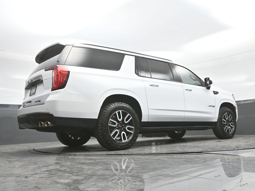 Used 2023 GMC Yukon XL AT4 AWD/4WD image 37