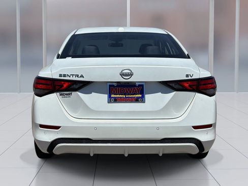 Certified 2024 Nissan Sentra SV FWD image 5