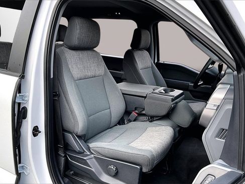 Used 2023 Ford F150 XLT image 27