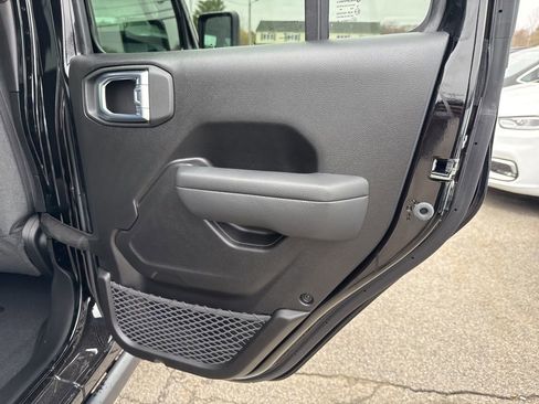 New 2026 Jeep Wrangler Unlimited Sport AWD/4WD image 25