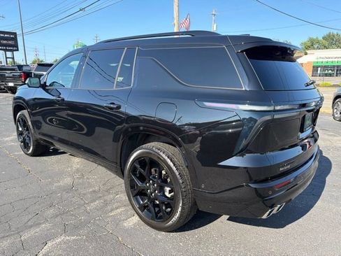 Certified 2024 Chevrolet Traverse RS w/ LPO, Floor Liner Package FWD image 4