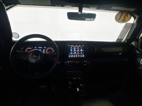 Used 2021 Jeep Wrangler Unlimited Sport image 28