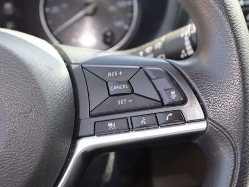 Used 2023 Nissan Kicks SV FWD image 13