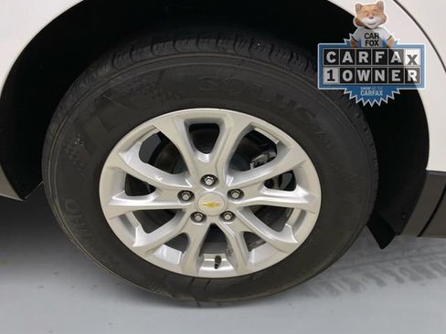 Used 2018 Chevrolet Equinox LS AWD/4WD image 17