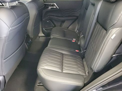 New 2026 Mitsubishi Outlander SEL image 19