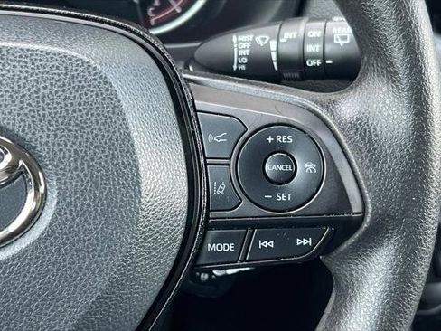 Certified 2024 Toyota RAV4 XLE FWD image 27