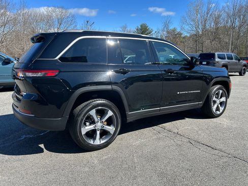 New 2026 Jeep Grand Cherokee Limited AWD/4WD image 4
