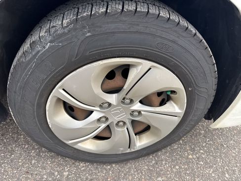 Used 2013 Honda Civic LX image 11