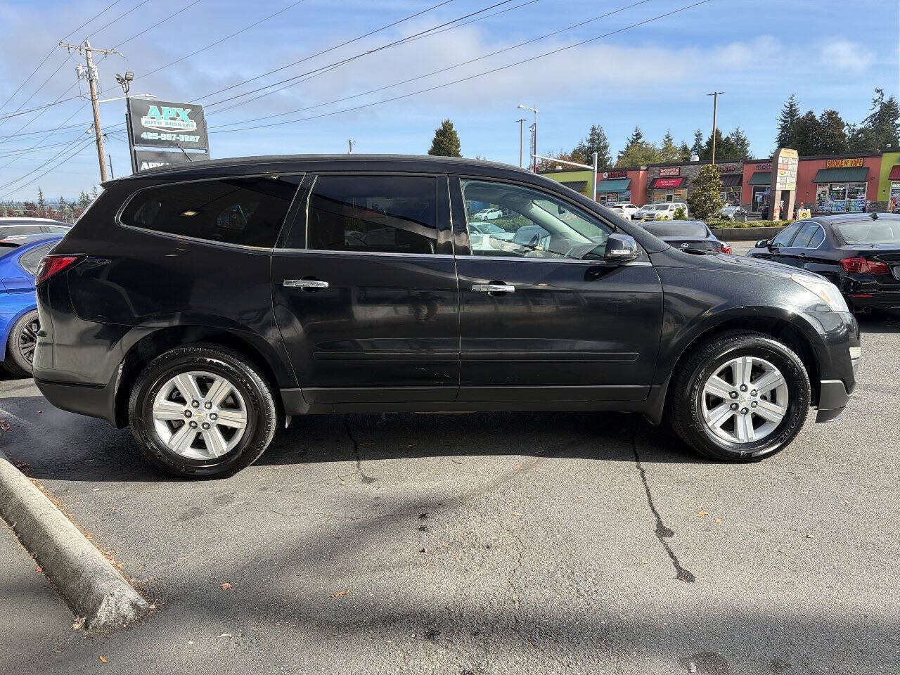 Used 2013 Chevrolet Traverse LT AWD/4WD image 9