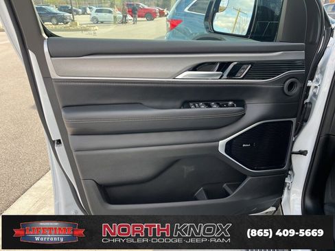 New 2026 Jeep Grand Wagoneer L Limited image 5