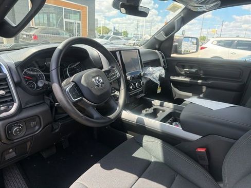 New 2026 RAM 1500 Express AWD/4WD image 8