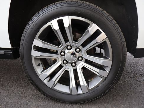 Used 2018 GMC Yukon Denali w/ Denali Ultimate Package AWD/4WD image 44