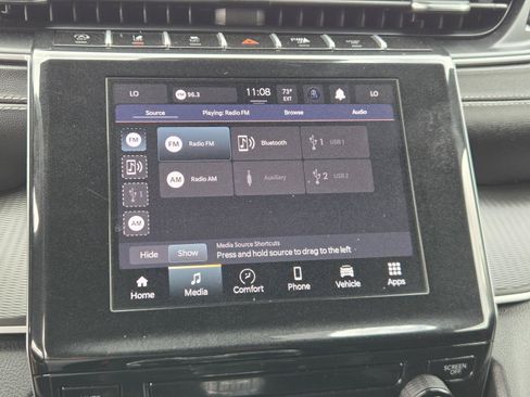 Used 2024 Jeep Grand Cherokee L Laredo RWD image 9