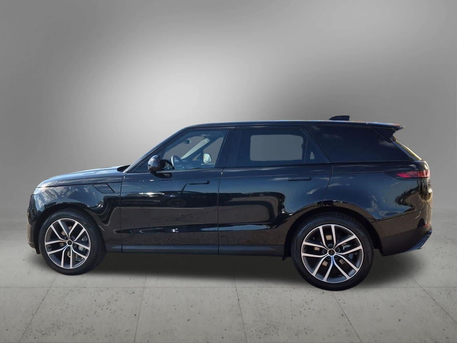 New 2027 Land Rover Range Rover Sport SE AWD/4WD image 3