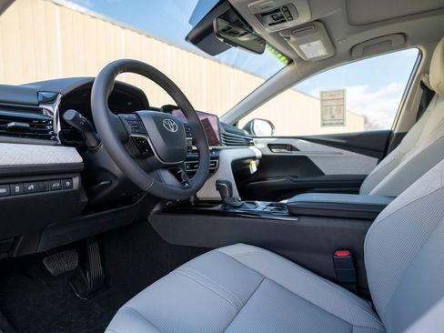 New 2026 Toyota Camry XLE image 5