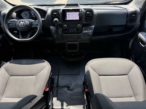 Used 2023 RAM ProMaster 2500 FWD image 13