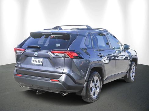 Used 2024 Toyota RAV4 LE image 6