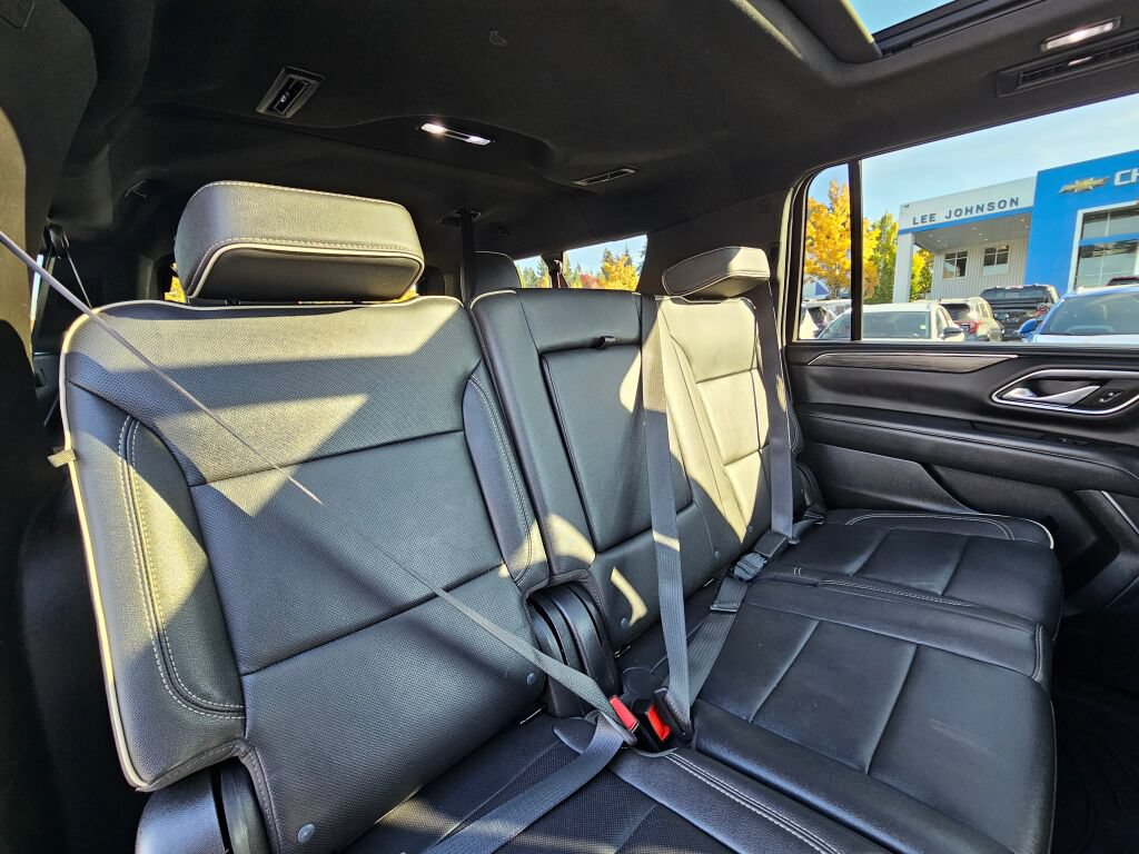 Certified 2022 GMC Yukon XL SLT w/ Max Trailering Package AWD/4WD image 30