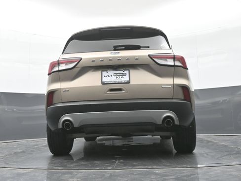 Used 2020 Ford Escape SE FWD image 39