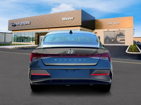 New 2026 Hyundai Elantra SEL Sport image 6