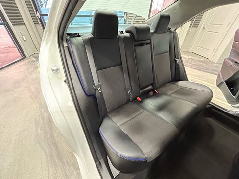 Used 2017 Toyota Corolla SE w/ Carpet Mat Package (TMS) image 6