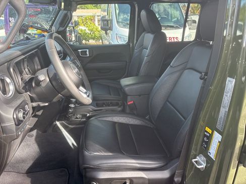 Used 2024 Jeep Wrangler High Altitude image 7