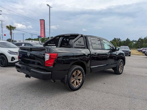 New 2024 Nissan Titan SV w/ SV Bronze Edition Package image 3